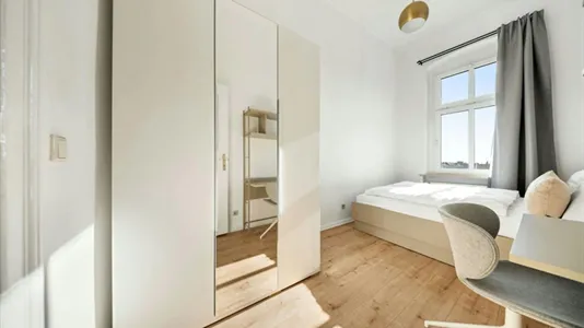 Apartments in Location is not specified - photo 2