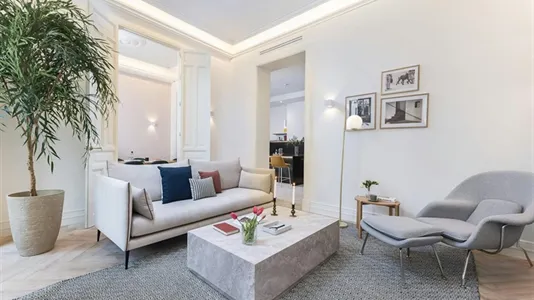 Apartments in Madrid Centro - photo 3