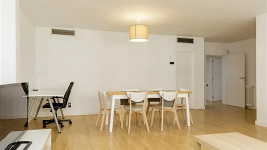 Rooms in Zaragoza - photo 9