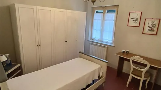 Rooms in Lucca - photo 3