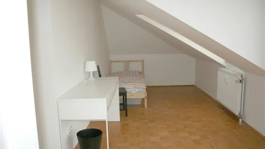 Rooms in Berlin Tempelhof-Schöneberg - photo 1