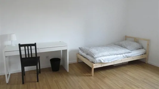 Rooms in Berlin Friedrichshain-Kreuzberg - photo 2