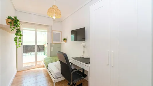 Rooms in Alicante/Alacant - photo 1