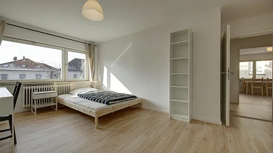 Rooms in Stuttgart-Mitte - photo 2