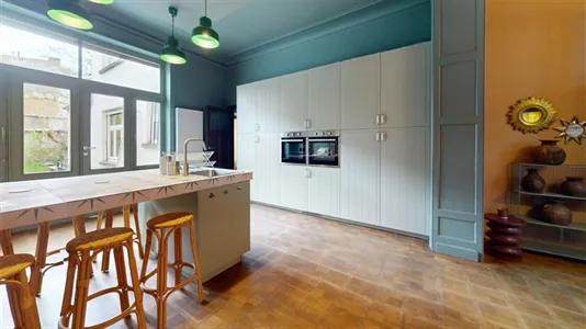 Rooms in Brussels Sint-Gillis - photo 7