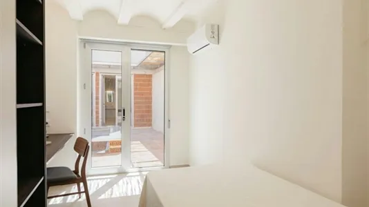 Rooms in Alfara del Patriarca - photo 6