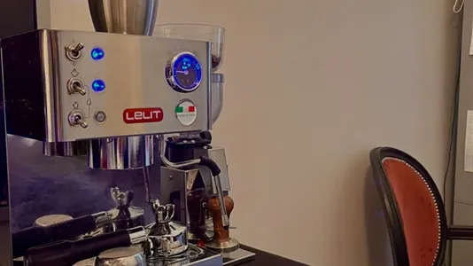 Apartments in Paris 16éme arrondissement (North) - photo 7