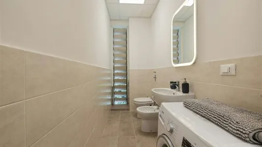 Rooms in Milano Zona 1 - Centro storico - photo 4
