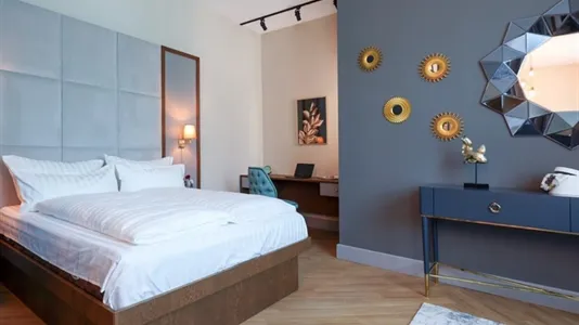 Apartments in Berlin Charlottenburg-Wilmersdorf - photo 2