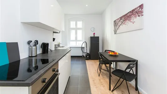 Rooms in Berlin Mitte - photo 9