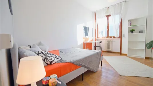 Rooms in Lecco - photo 7