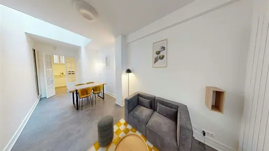 Rooms in Paris 17ème arrondissement - photo 8