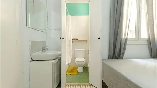 Rooms in Barcelona Eixample - photo 3