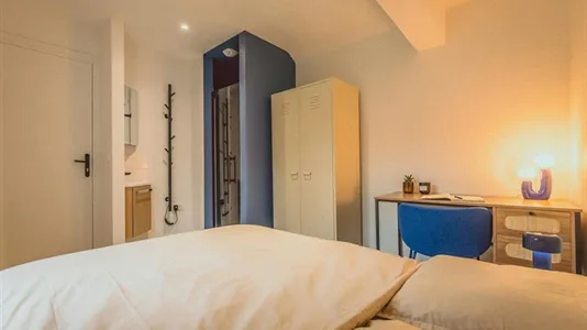 Rooms in Bobigny - photo 6