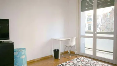 Room for rent in Milano Zona 5 - Vigentino, Chiaravalle, Gratosoglio, Milan