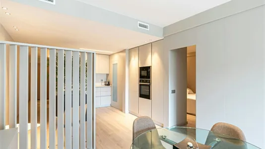 Apartments in Barcelona Les Corts - photo 6