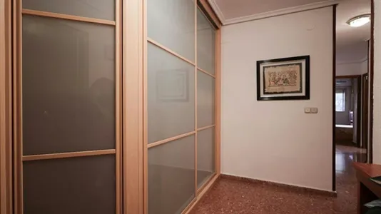 Rooms in el Camí de Vera - photo 7