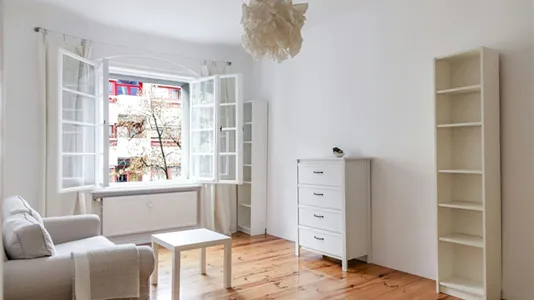 Apartments in Berlin Charlottenburg-Wilmersdorf - photo 1