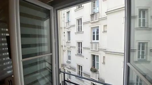 Apartments in Paris 16éme arrondissement (North) - photo 7