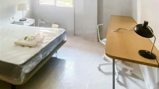 Rooms in Valencia Algirós - photo 2