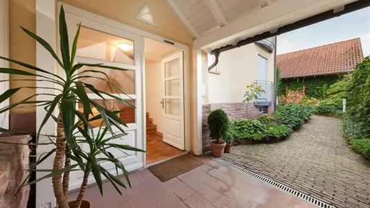 Apartments in Frankfurt West - photo 1