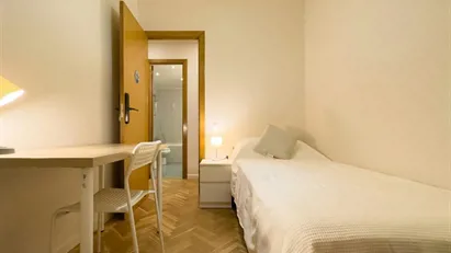 Room for rent in Barcelona Sant Martí, Barcelona