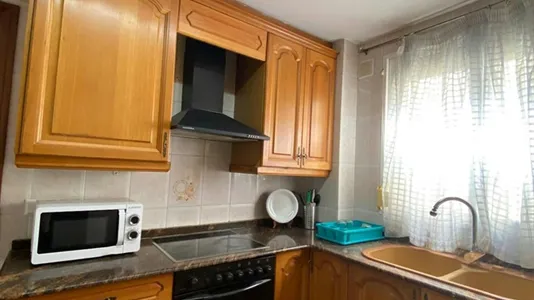 Rooms in la Fontsanta - photo 10