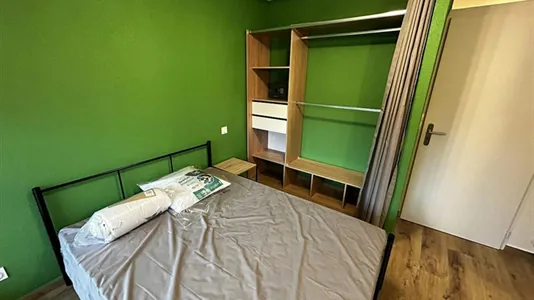 Rooms in Saint-Julien-en-Genevois - photo 5