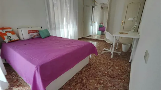 Rooms in Murcia - photo 3