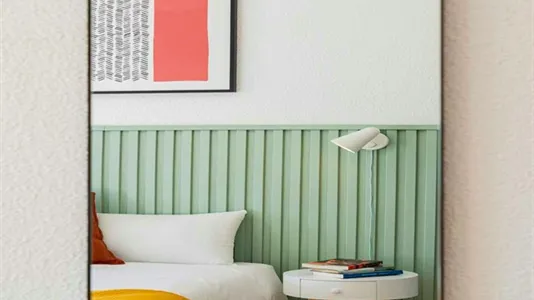 Rooms in Madrid Tetuán - photo 4