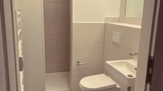 Rooms in Berlin Friedrichshain-Kreuzberg - photo 8