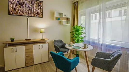 Apartments in Berlin Charlottenburg-Wilmersdorf - photo 5