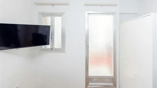 Rooms in la Punta - photo 2
