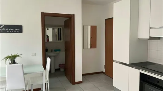 Apartments in Milano Zona 8 - Fiera, Gallaratese, Quarto Oggiaro - photo 9