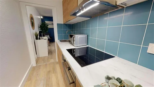 Apartments in Lyon - photo 7