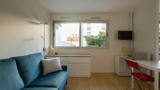 Apartments in Paris 15ème arrondissement - photo 4