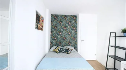 Room for rent in Nanterre, Île-de-France