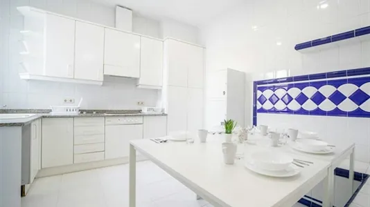 Rooms in Madrid Centro - photo 8