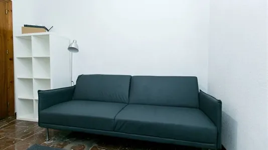 Rooms in Granada - photo 4