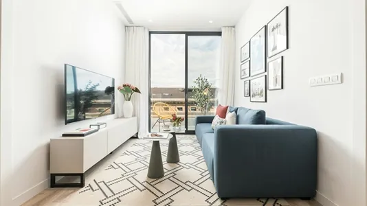 Apartments in Barcelona Eixample - photo 6