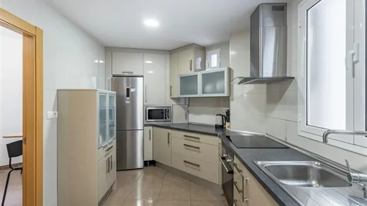 Rooms in Granada - photo 7