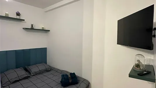 Apartments in Paris 17ème arrondissement - photo 5