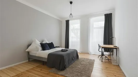 Rooms in Berlin Mitte - photo 1
