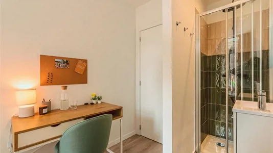 Rooms in Brussels Sint-Joost-ten-Node - photo 3
