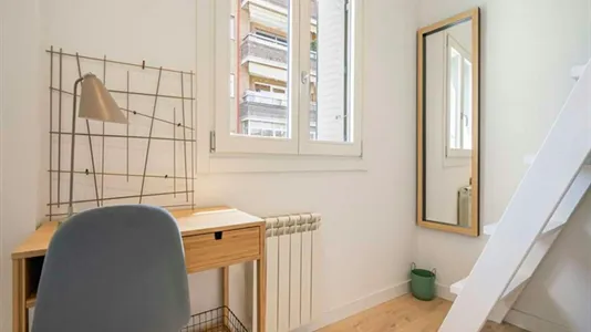 Rooms in Madrid Chamberí - photo 5