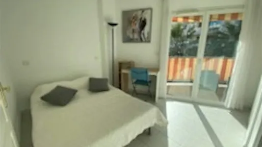 Apartments in Draguignan - photo 2