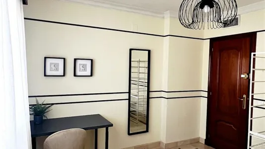 Rooms in Madrid Hortaleza - photo 7