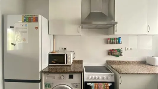 Rooms in Valencia Algirós - photo 8