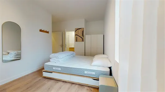 Rooms in Lyon - photo 2