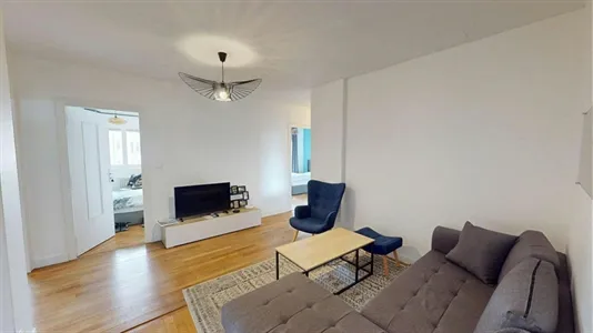 Rooms in Saint-Julien-en-Genevois - photo 6